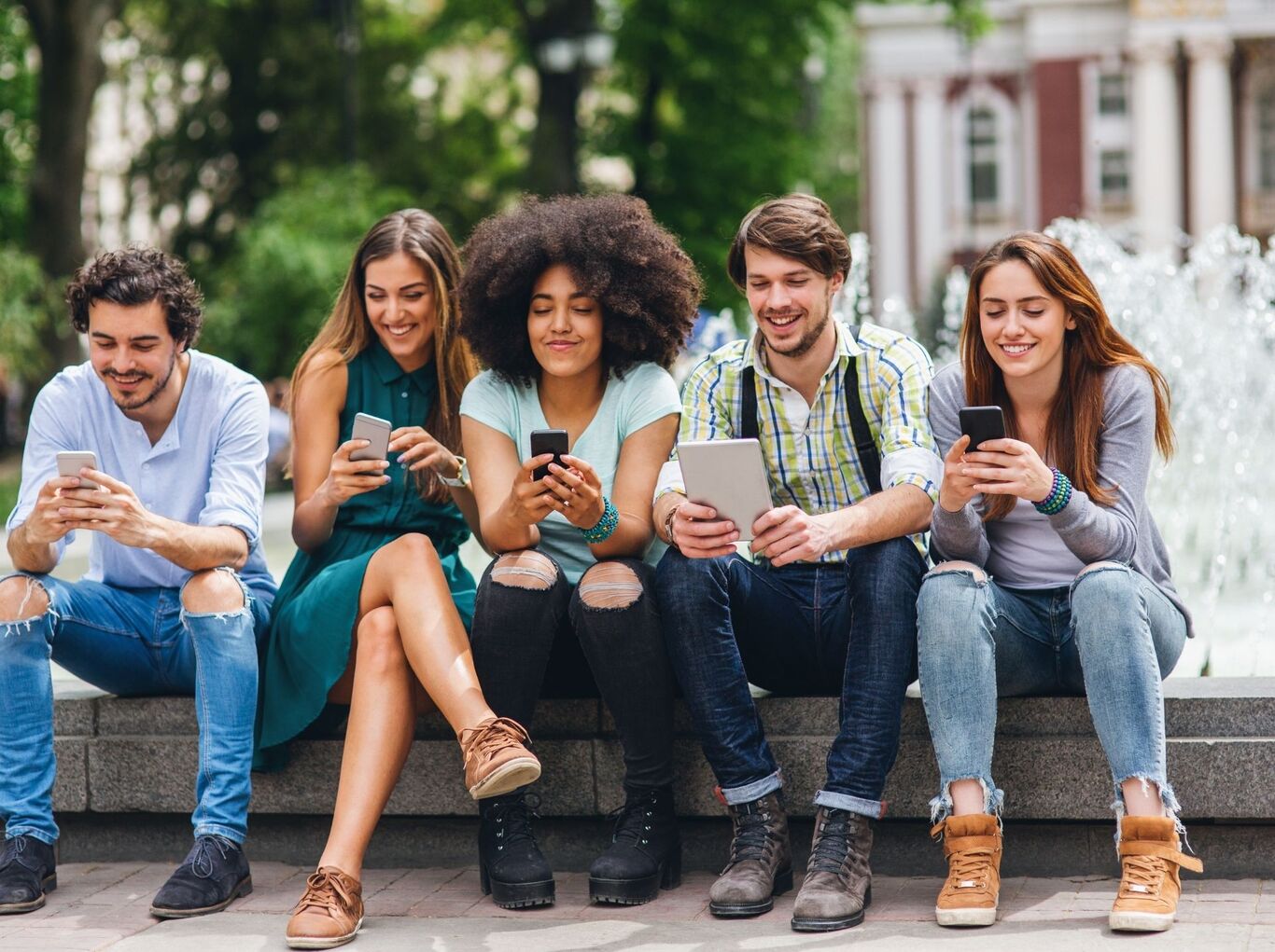 5 AI-Driven Tips to Grow Your Brand's Social Reach in 2025